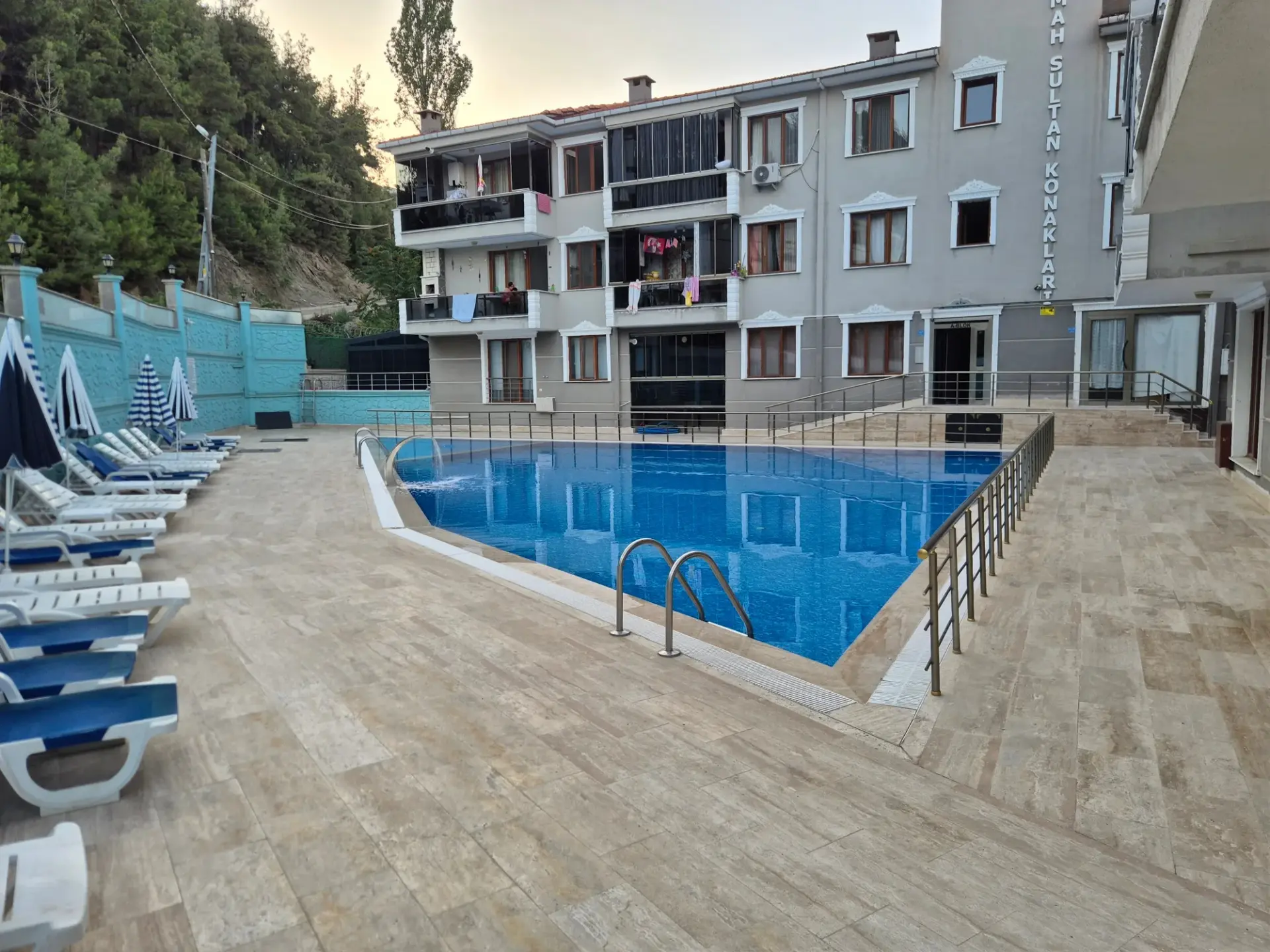 Havuzlu Butik Sitede | Doğa Manzaralı | Geniş Konforlu 2+1 Daire | Kumbağ Mah.