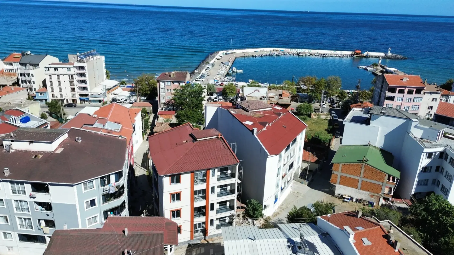 Merkezi Lokasyonda | Liman Mevkii | Sıfır Projede Satılık 1+1 Daireler | Kumbağ Mah. — görsel 2